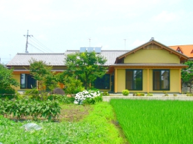 外観 正面全景です。