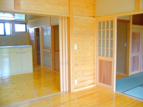 居間・ダイニングです。