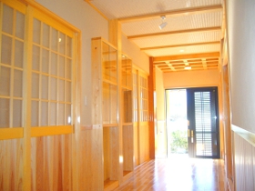 内部 ホールです。 No2