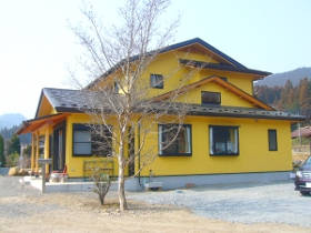 東側の外観です。