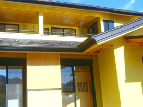 軒裏は、全部『木』です。