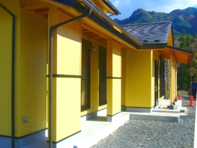 便利な軒下です。